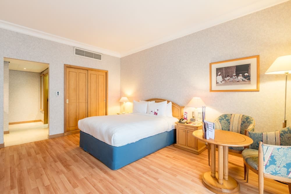 Standard King Room