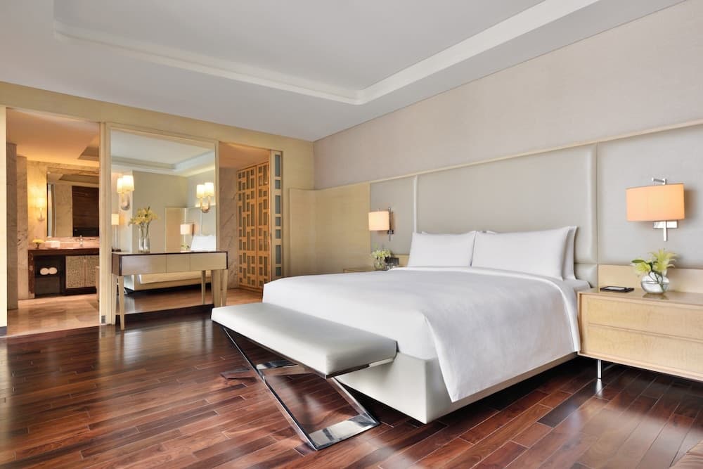 Suite King Room