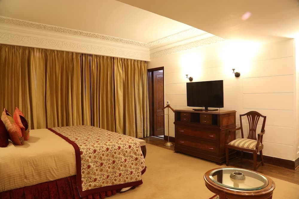 Suite King Room