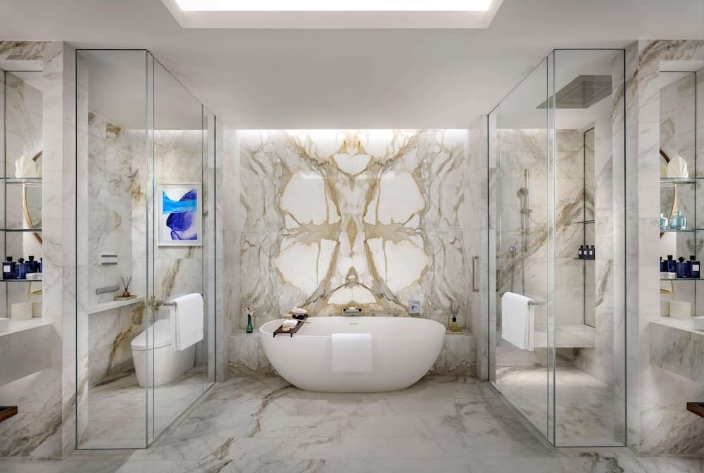 Royal King Room