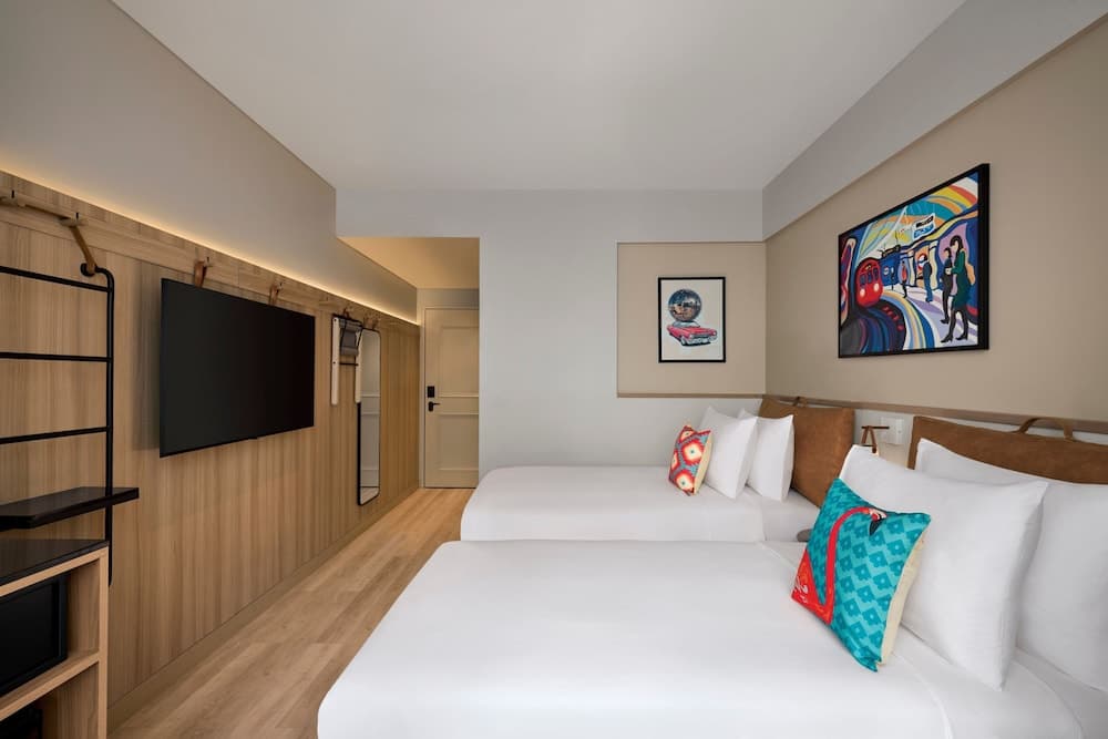 Twin City View Room