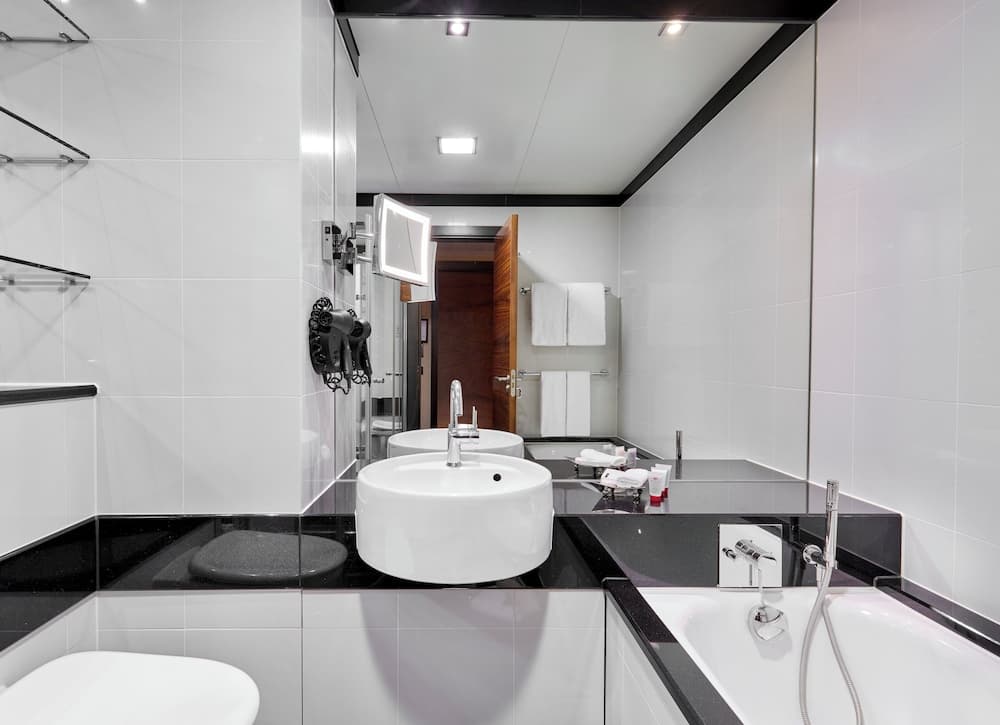 Suite King Room