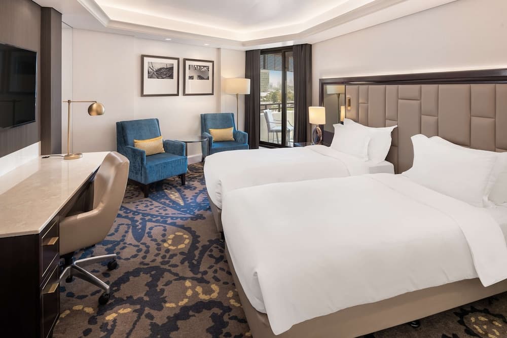 Standard Twin Balcony Room