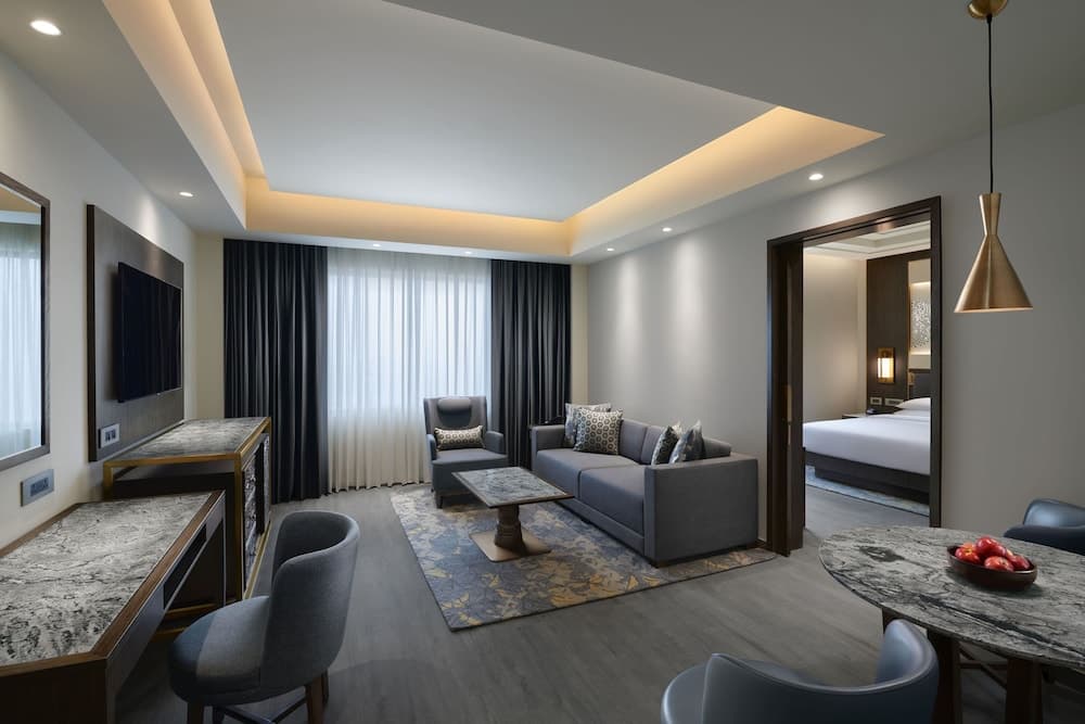 Suite King Room