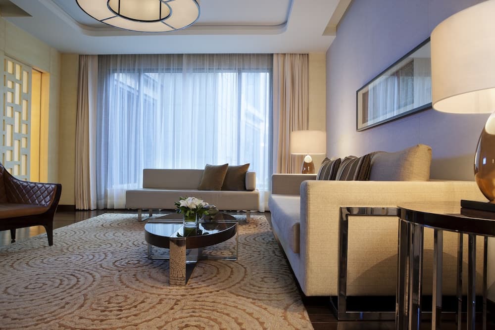 Suite King Room