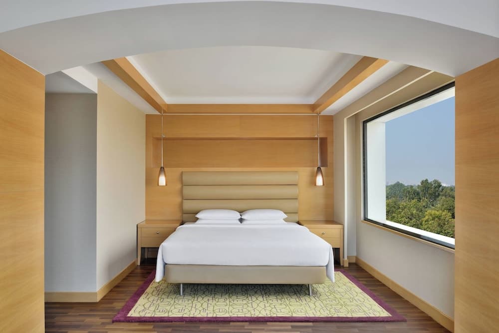 Executive King Room