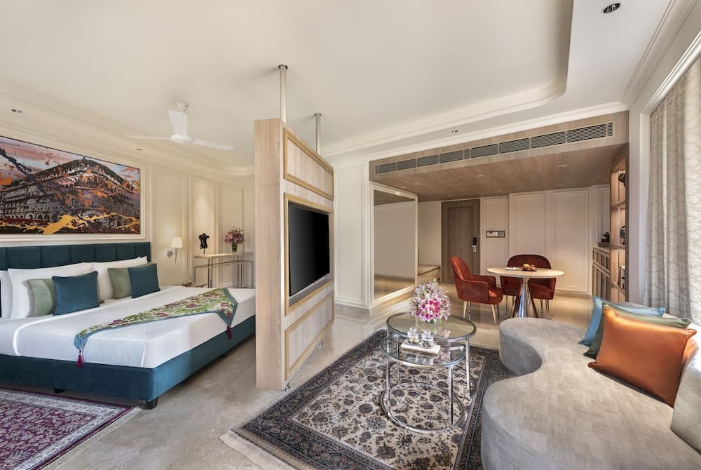 Suite King Room