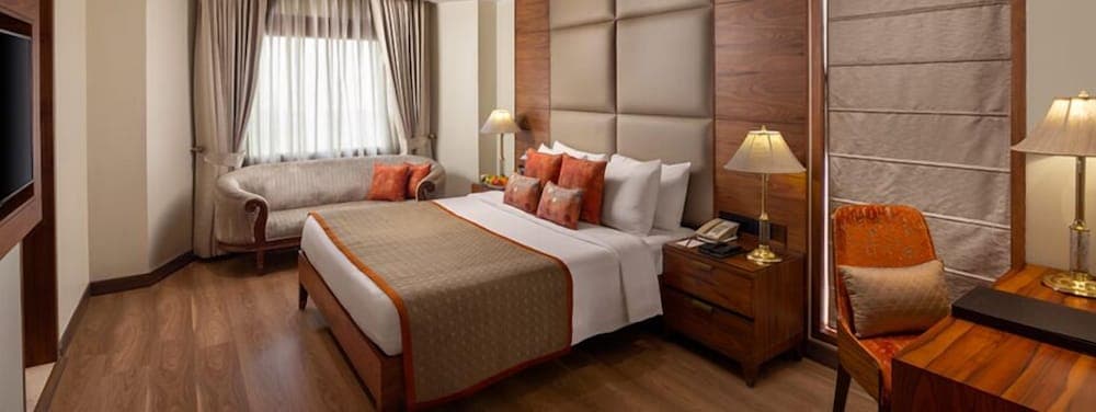 Executive Queen Room