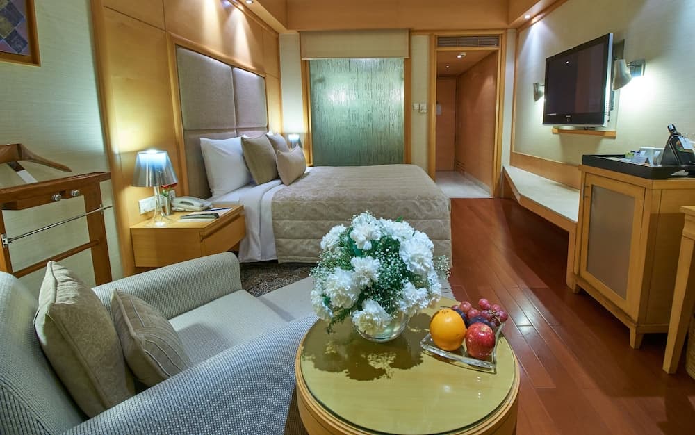 Premium Queen Room