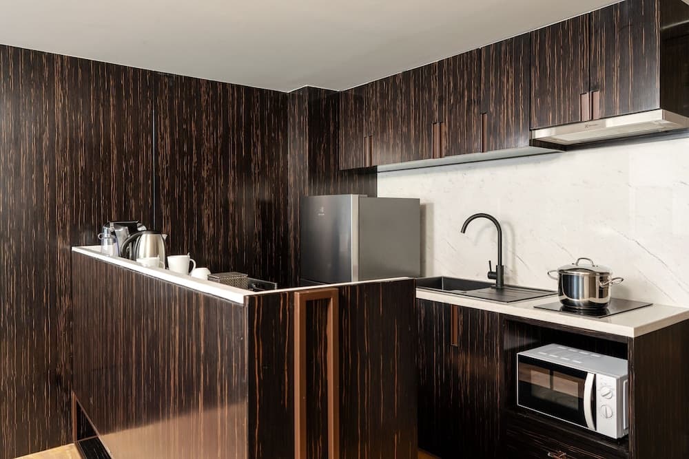 Suite King City View Room