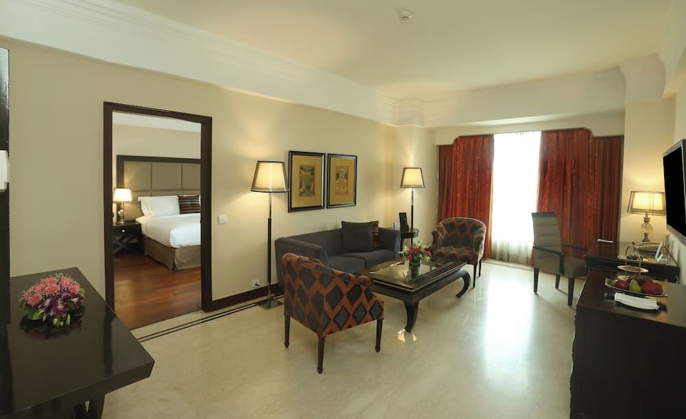 Suite King Room