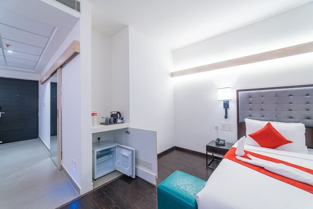 Business King Room