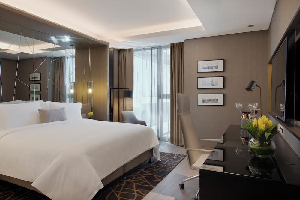 Suite King Room