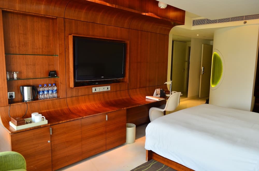 Luxury King Room
