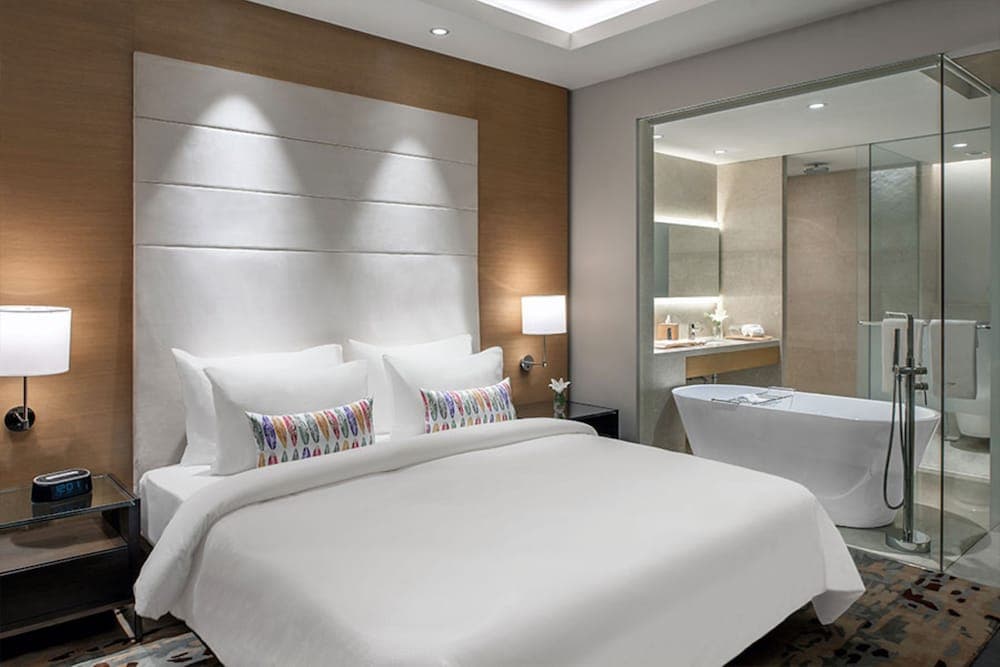 Executive King Room