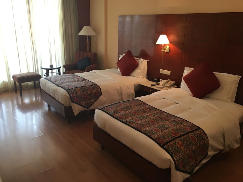Club Twin Room