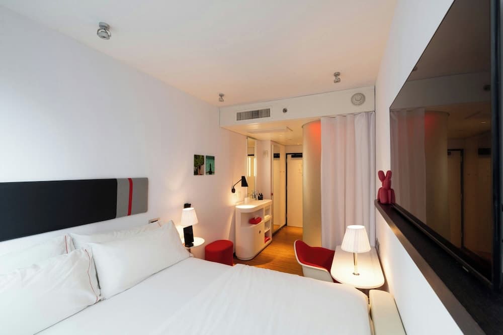Premium King Room