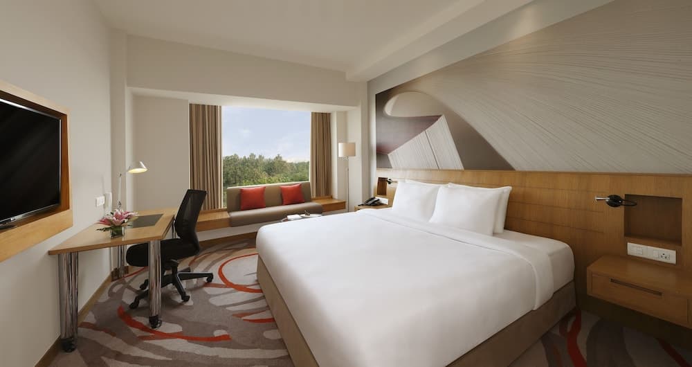 Executive Queen Room