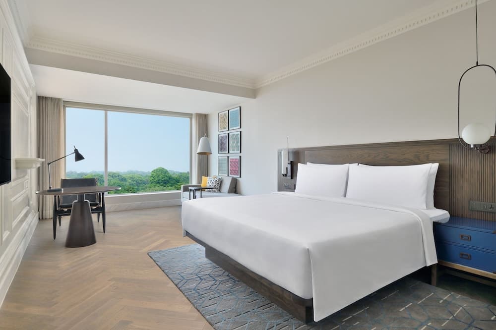 Executive King Room