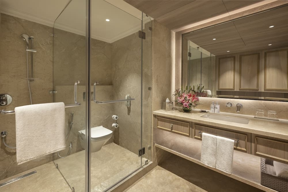 Suite King Room