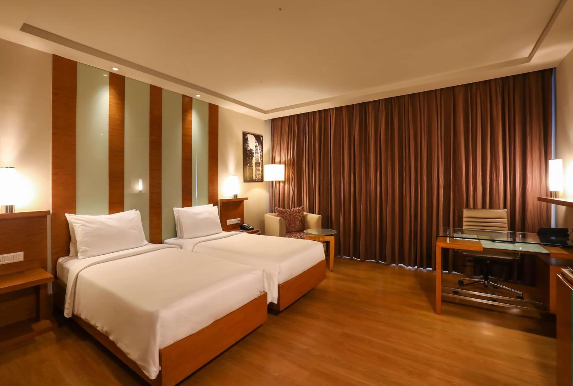 Standard Twin Room