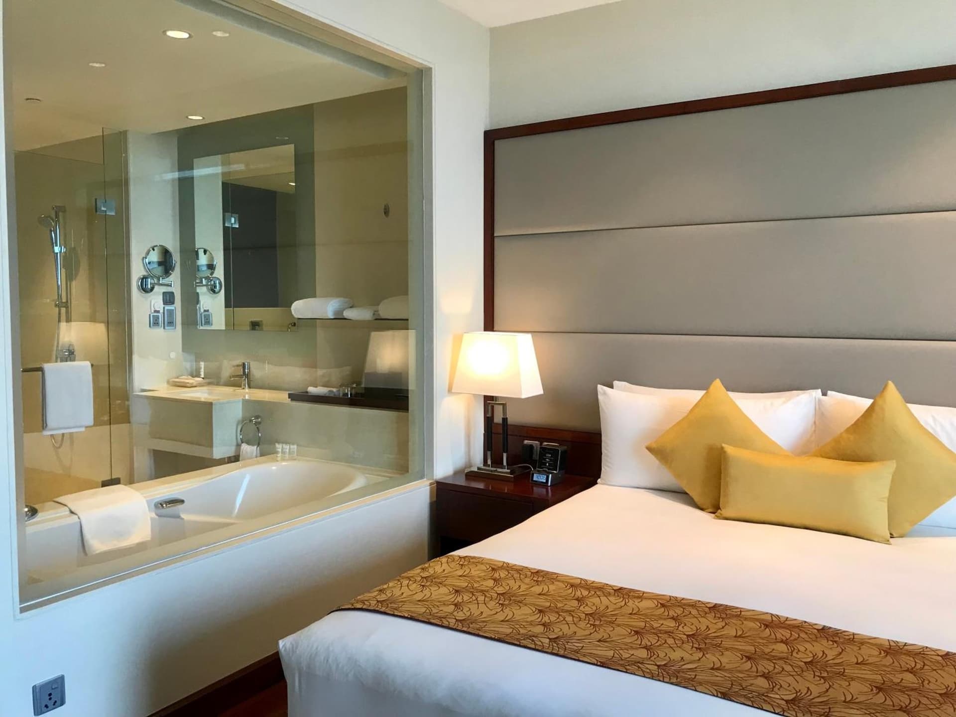 Standard King Room