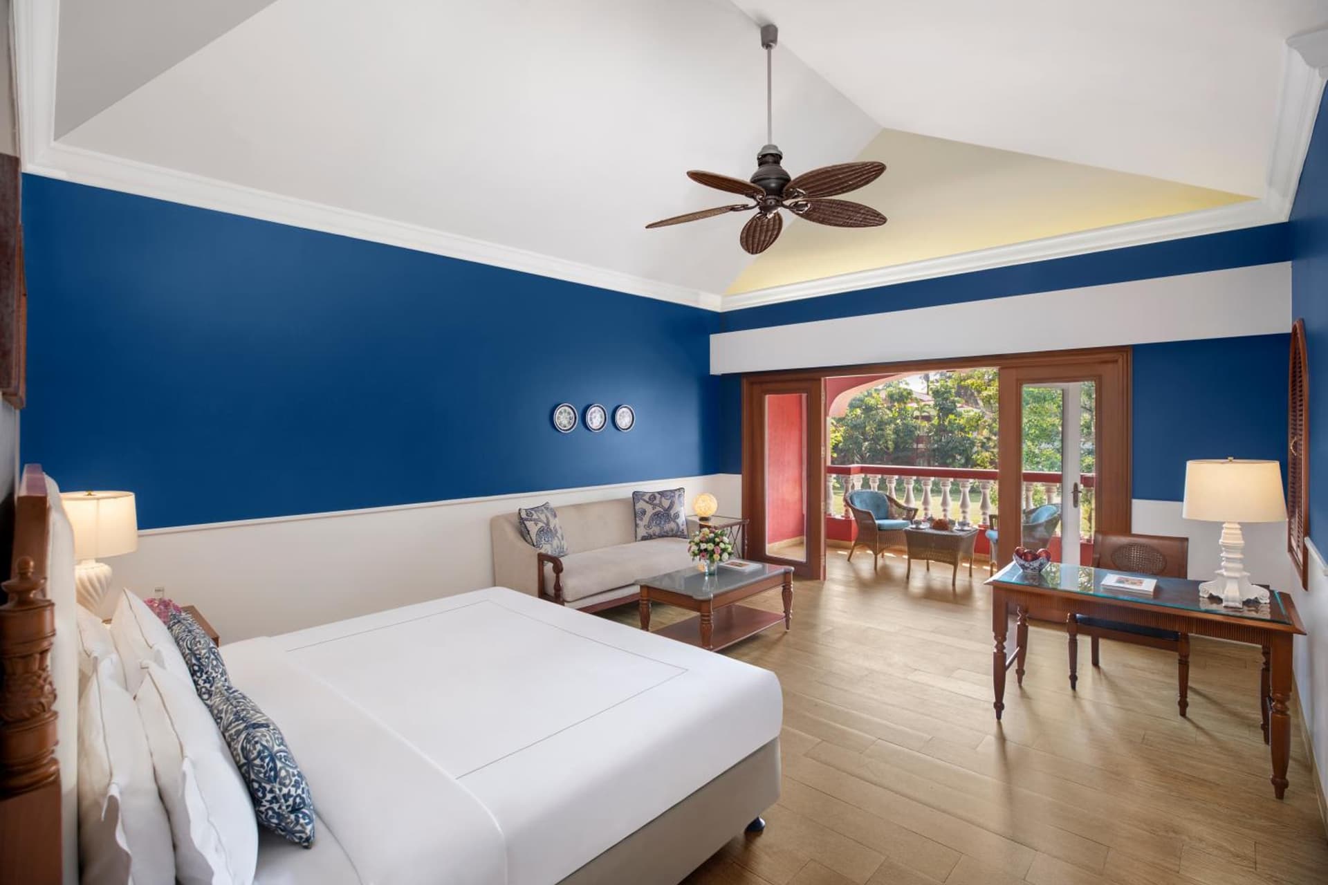 Villa Room Garden View King Bed